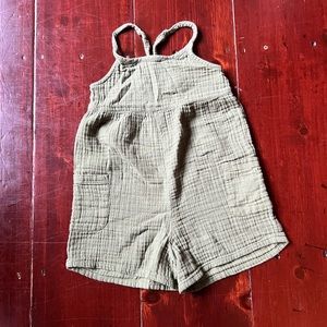 Olive green, Old Navy romper, size 4t